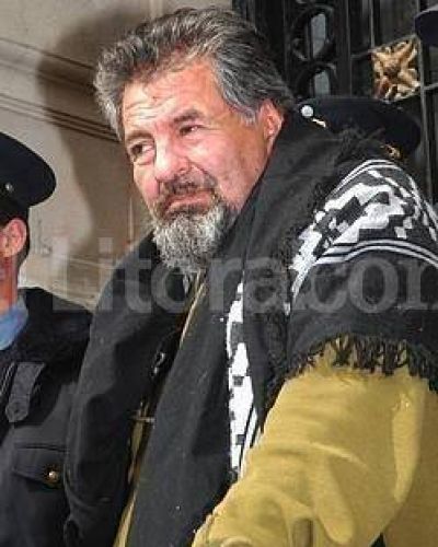 Binner recibi� a Ra�l Castells, que levant� la huelga de hambre
