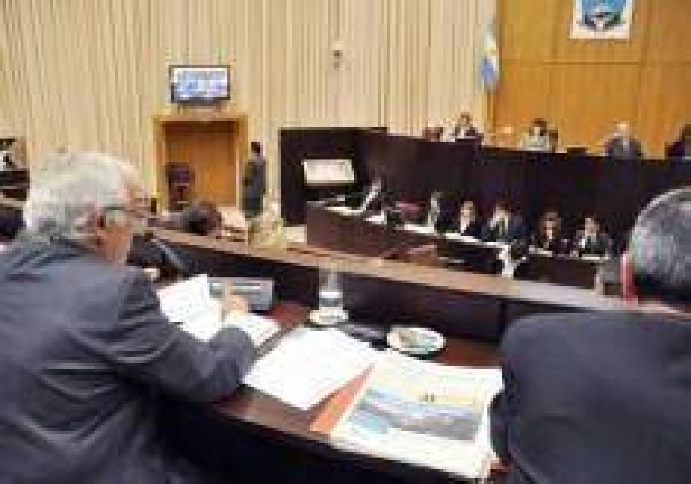 Diputados aprobaron el Foro Educativo