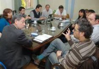 Vincent asegur� que en breve se licitar� el centro de salud para Nueva Esperanza 		