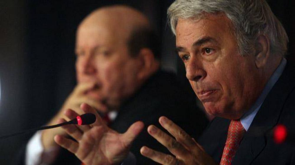 De la Sota anunciar� a fin de a�o si es candidato a gobernador