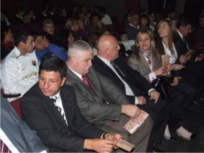 En el marco de la presentaci�n de �Encarcelarte�  Funcionarios Municipales se reunieron con autoridades del Servicio Penitenciario Bonaerense