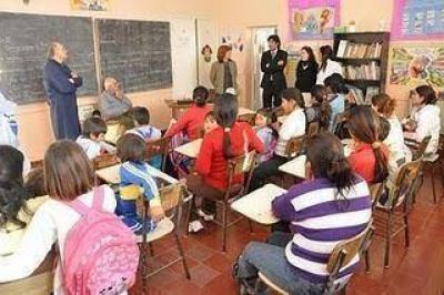Entregaron un subsidio a la Escuela 40 para un viaje educativo