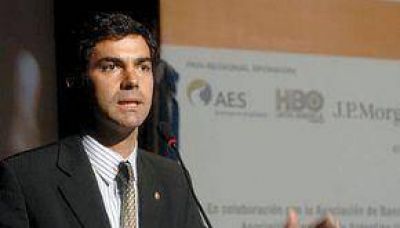 Urtubey reclam� un recambio generacional en la pol�tica