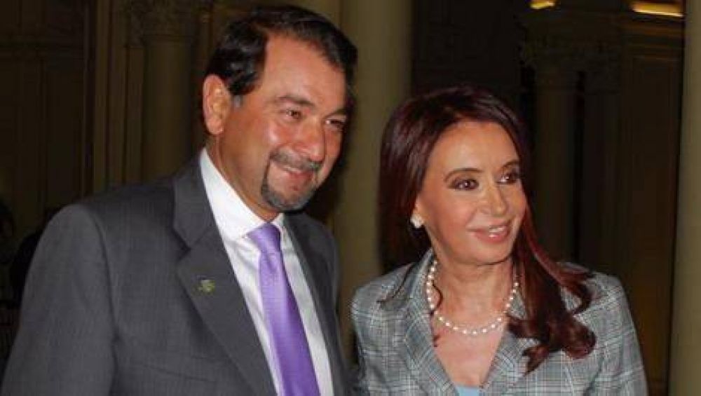 El intendente Miguel Isa se reuni� con la presidenta Cristina Fern�ndez