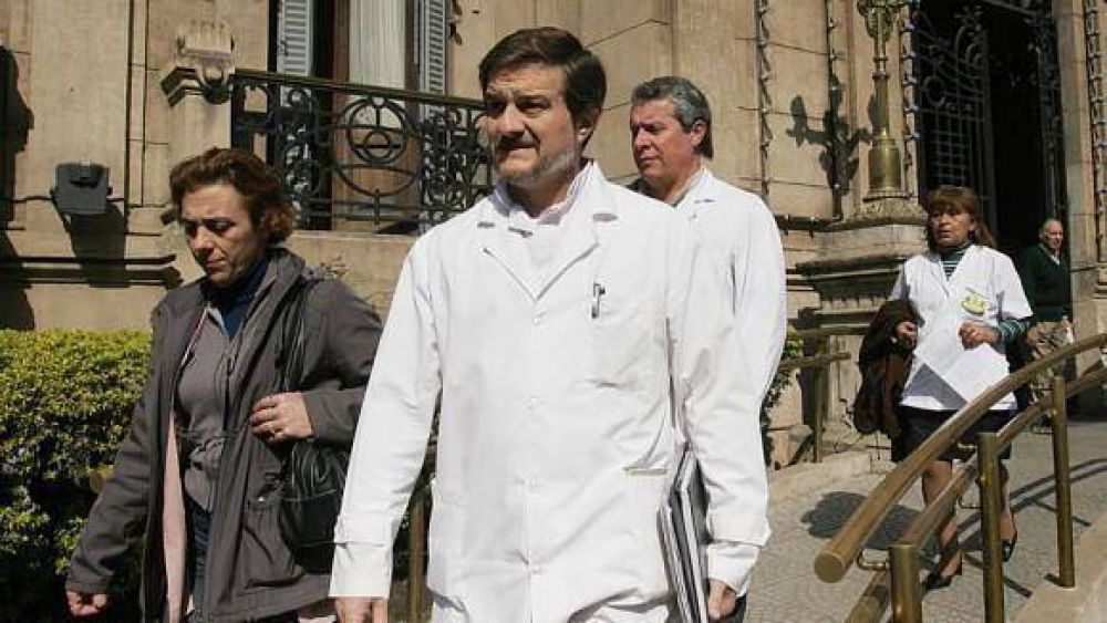 Se volvi� a postergar la firma de un acuerdo entre el Gobierno y los m�dicos