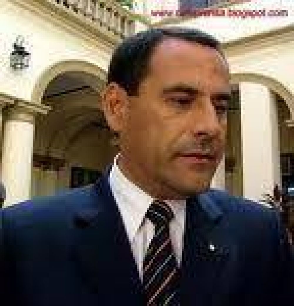 Se define la elecci�n del nuevo Defensor del Pueblo