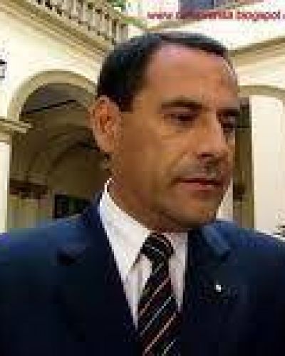 Se define la elecci�n del nuevo Defensor del Pueblo