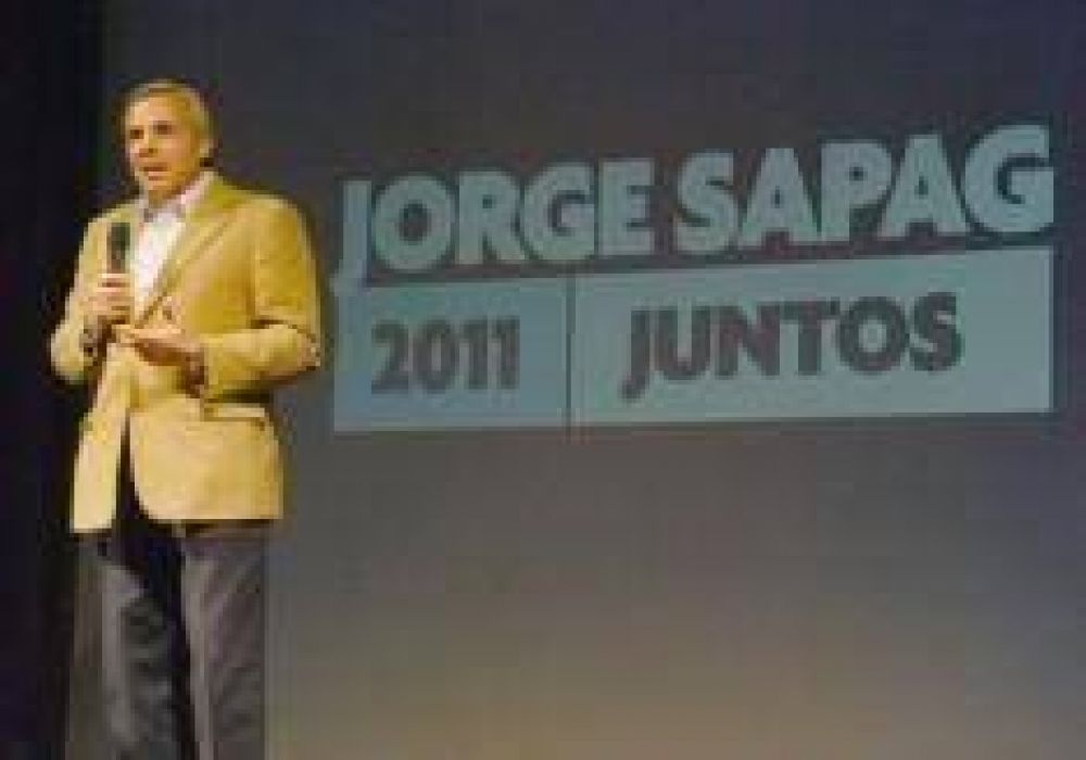 El gobernador lanz� su reelecci�n en el Duam