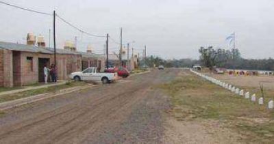 Capitanich recorri� las obras en el barrio 175 viviendas del Golf Club