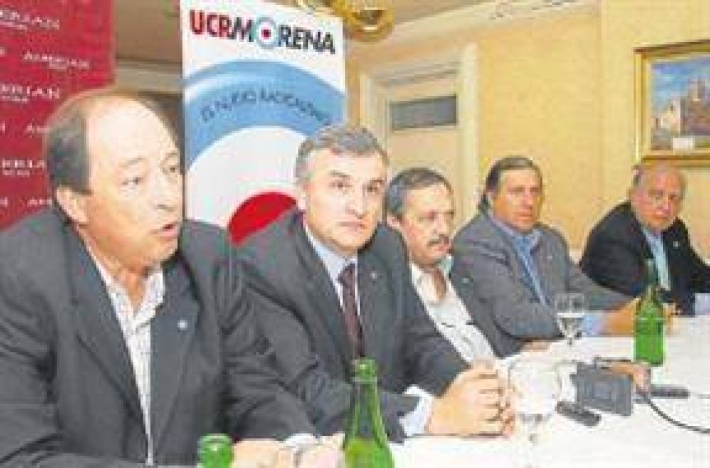 Alfons�n conf�a en ganarle a Kirchner