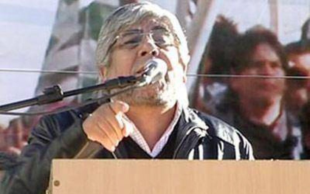 En Trelew, Moyano se mostr� con el Nuevo Espacio