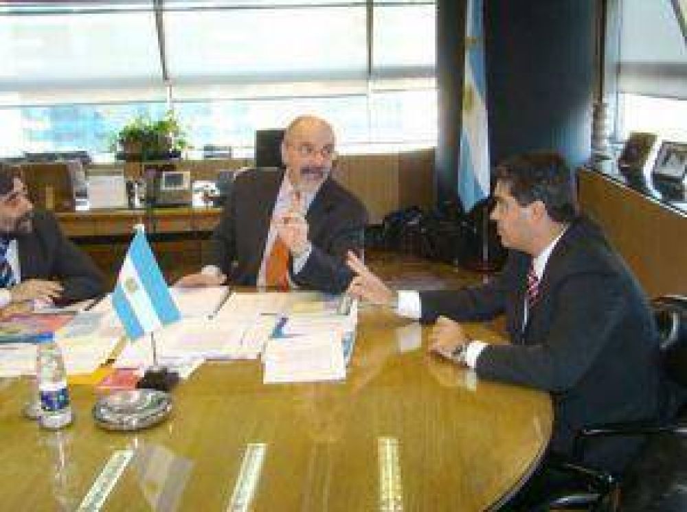 Acuerdo entre la provincia y Naci�n para la generaci�n de empleo