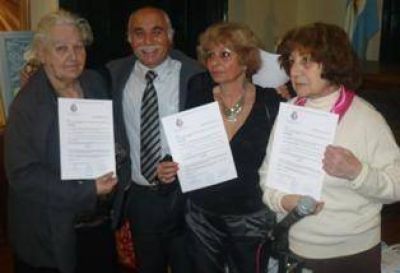 Encuentro entre Bandera y Tradici�n