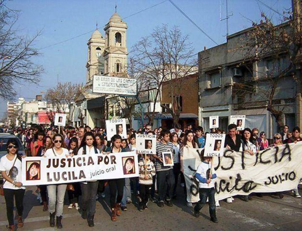 MARCHA PARA PEDIR JUSTICIA POR LUCILA