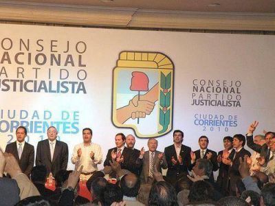 Barrionuevo particip� de reuni�n del Consejo Nacional Justicialista