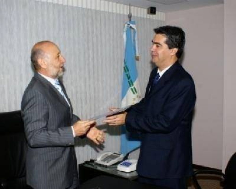 L�nea de 500 kv: Capitanich invit� a Insfr�n para acudir juntos a la Justicia Federal
