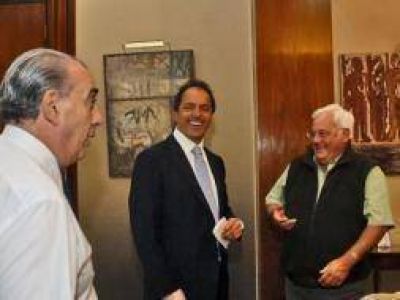 Scioli encabez� los festejos por el centenario de Treinta de Agosto