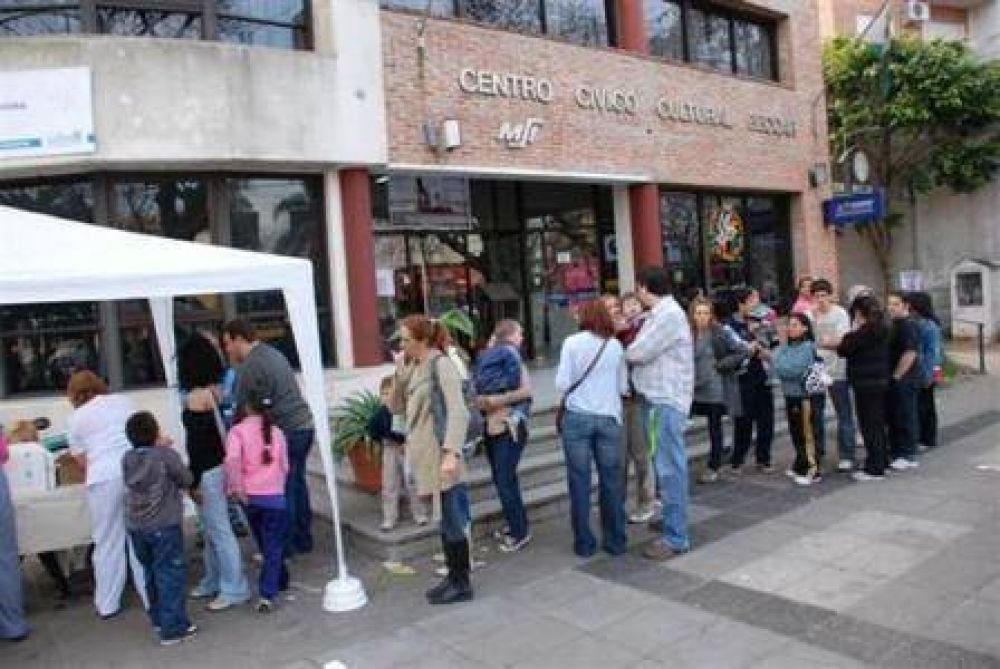 Vacunaci�n masiva contra el sarampi�n en San Isidro 