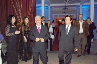 Realizaron en Lan�s la fiesta aniversario de Expo Colectividades