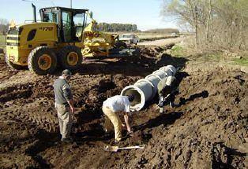 Obras en Barrios Amespil y Don Pancho. 