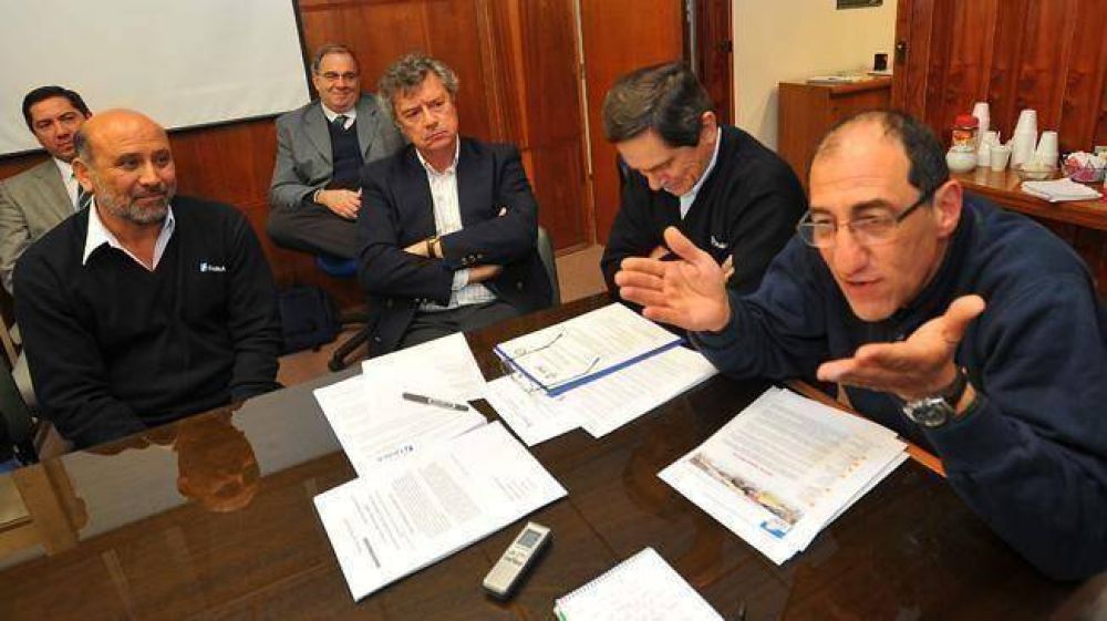Fadea garantiza contratos hasta 2011