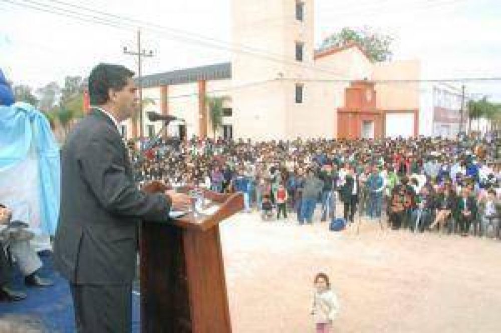 Taco Pozo festej� su aniversario con obras y homenaje a Santa Rosa