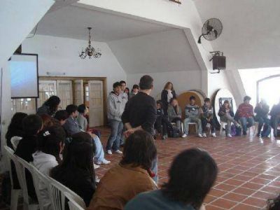 Con fuerte participaci�n berissense Encuentro provincial de Centros de Estudiantes