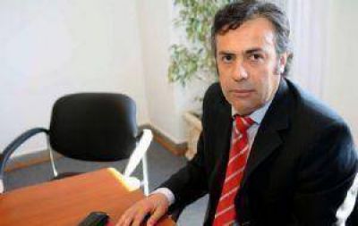El sector de Cornejo minimiz� el vac�o que le gener� la dirigencia de la UCR