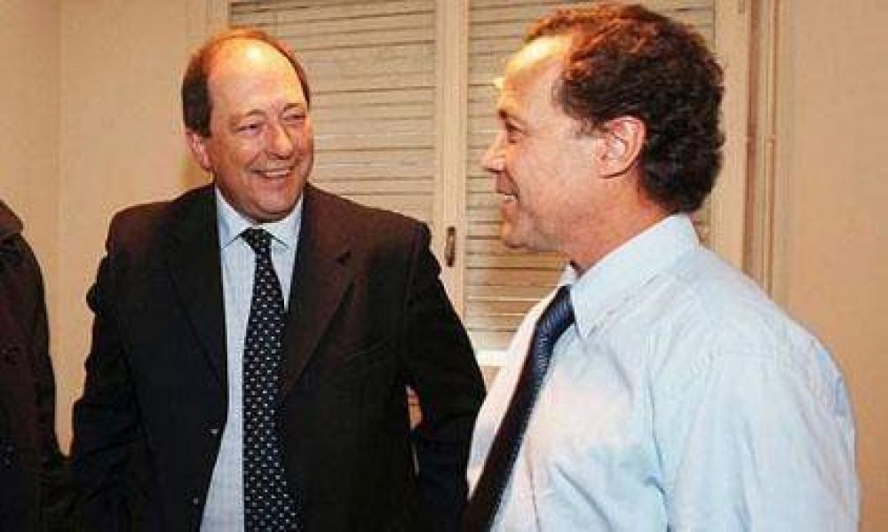 El socialismo y la UCR se re�nen de cara a las elecciones del 2011
