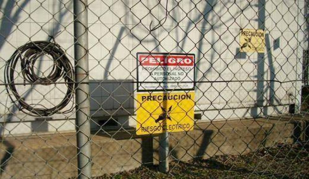 Alerta por una antena de telefon�a en el barrio Los Cachorros