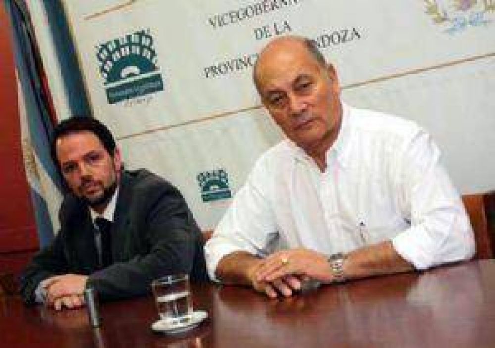 Racconto firm� un acuerdo con un referente duhaldista