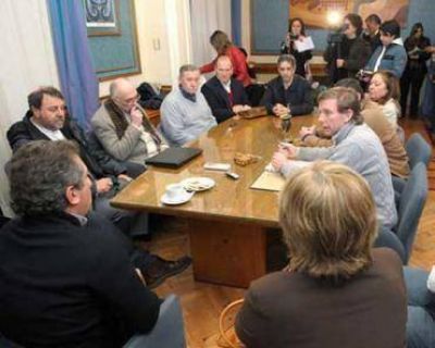 Reuni�n con la CARU por el monitoreo