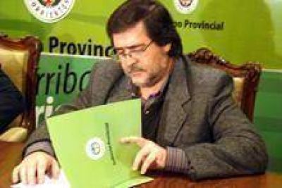 Vaz Torres admite: los beneficios para municipios son "autom�ticos"