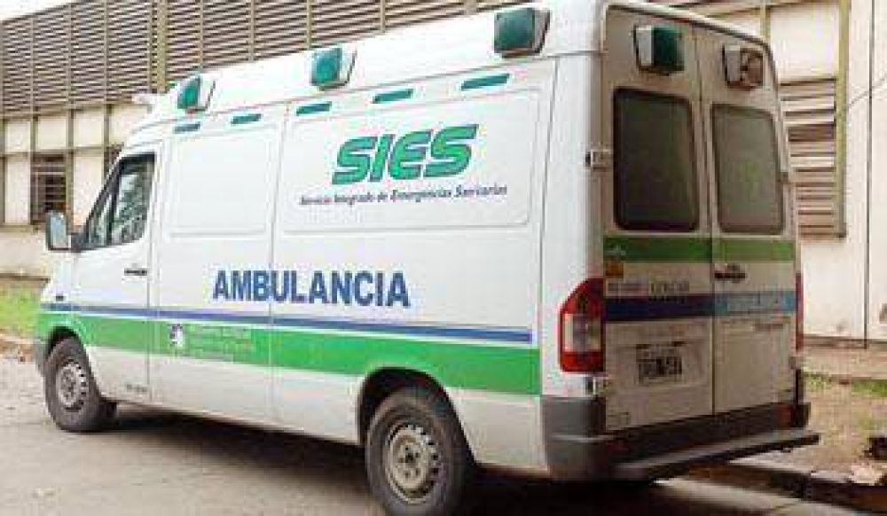 El Ministerio de Salud otorg� dos ambulancias al Hospital San Jos�