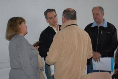 El Intendente Eseverri encabez� una nueva entrega de escrituras de Bien de Familia
