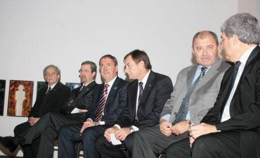Schiaretti: 90,26% de las industrias no pagar�n Ingresos Brutos desde octubre