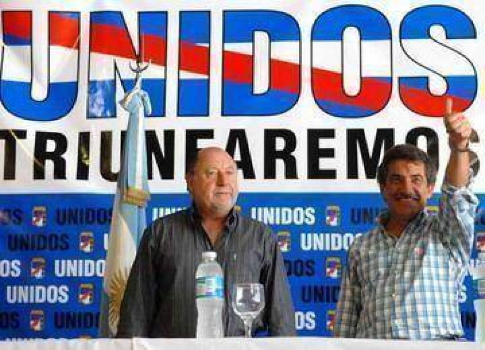 Busti y Urribarri no paran de criticarse 