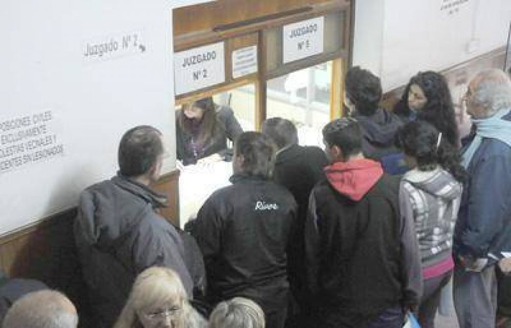 Preocupan la falta de espacio e infraestructura en la sede de los tribunales de faltas