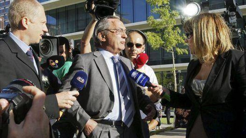 Fuertes condenas en uno de los m�s escandalosos casos mundiales de abuso de menores