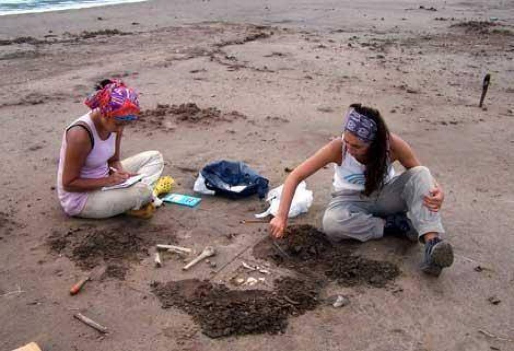 Datan de m�s de 10 mil a�os atr�s Arque�logos de la Unic�n hallaron los restos humanos m�s antiguos del continente