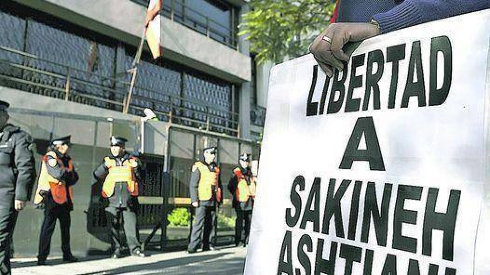 Nueva condena a 99 latigazos a Sakineh