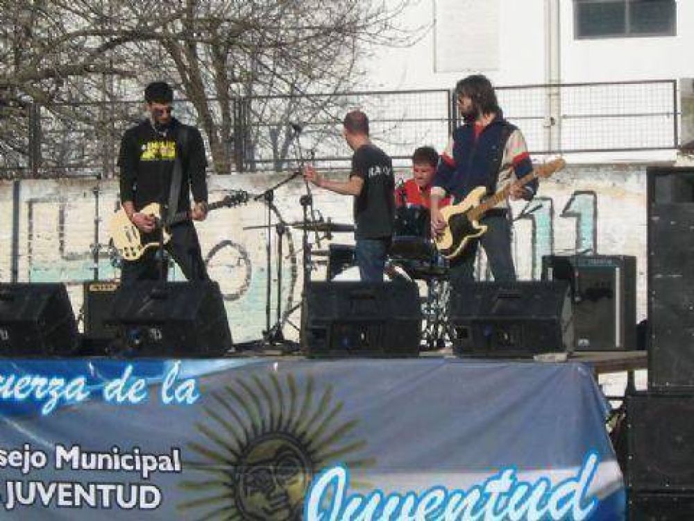 Organizado por el Consejo Regional Encuentro de Rock en la ciudad