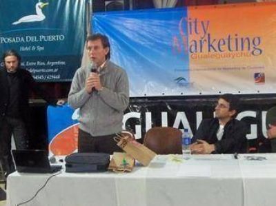 Bahillo resalt� interacci�n de lo p�blico con lo privado para mejorar la ciudad 