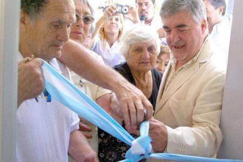 Das Neves en Madryn: Hoy entrega viviendas
