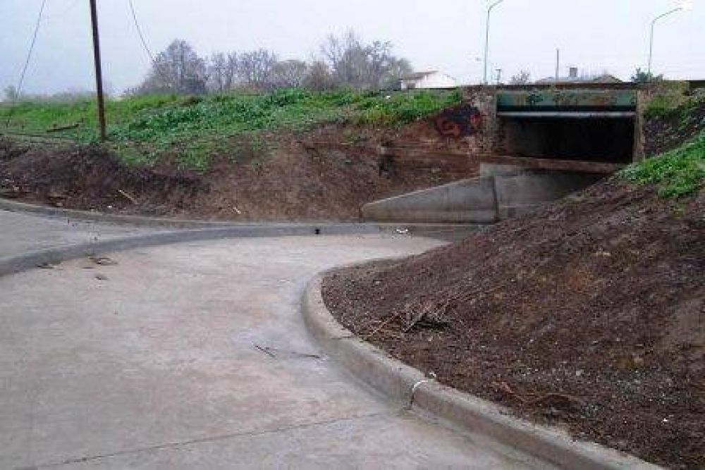 Empieza a ser una realidad el t�nel bajo nivel en calle Moreno en Benavidez 