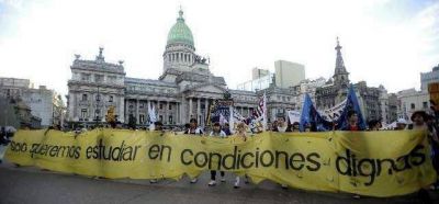 Los secundarios rechazaron la propuesta de Bullrich y vuelven las tomas