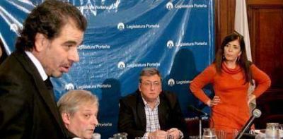 La oposici�n quiere incluir el tema mobiliario en la investigaci�n a Macri