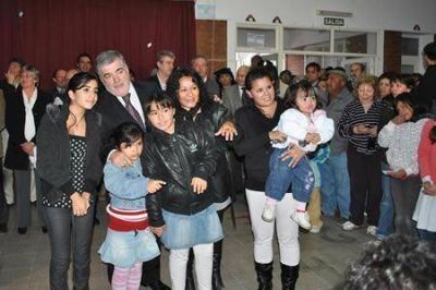 Das Neves destac� el crecimiento en soluciones habitacionales de la provincia