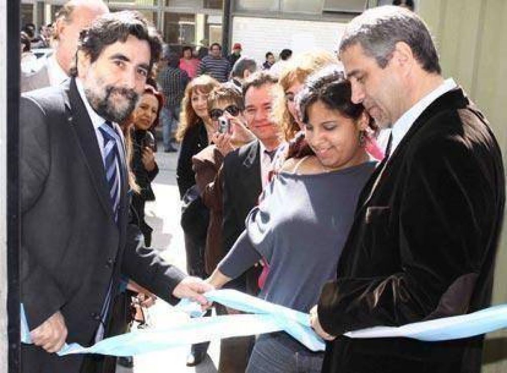 Inauguraron las dos primeras oficinas de Empleo en Avellaneda