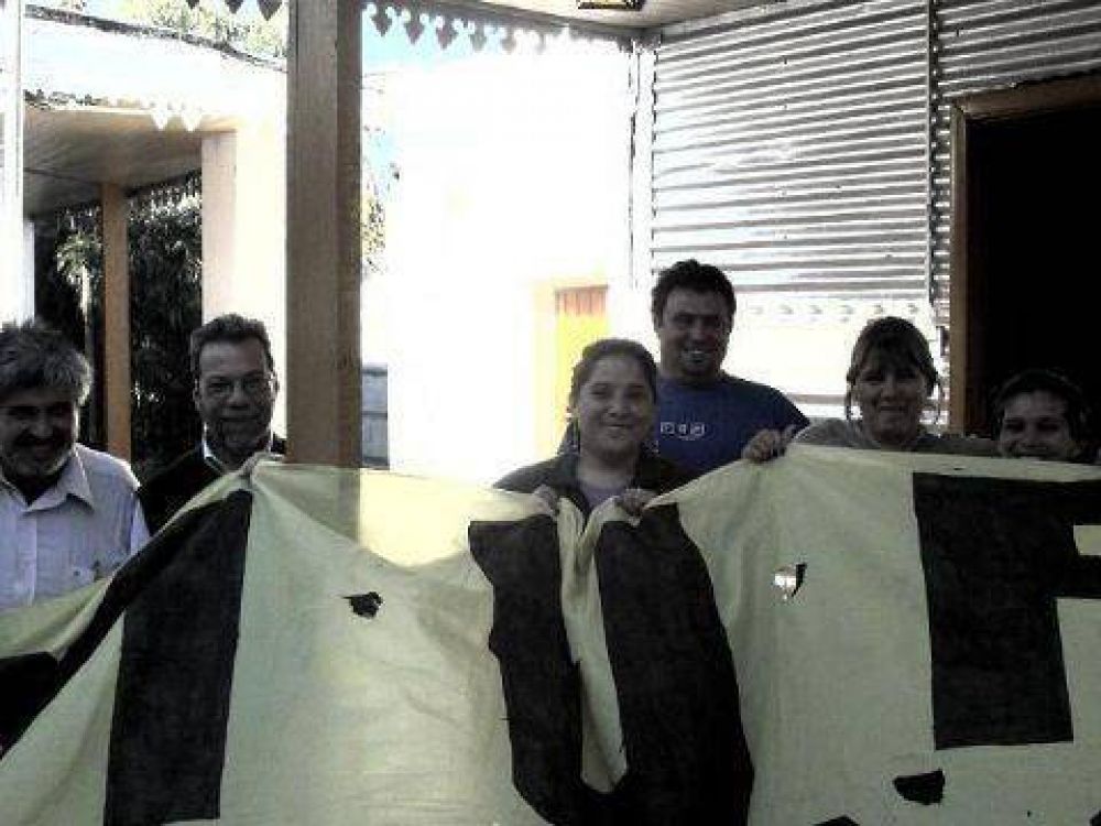 A todo nivel El MUP expres� sus ideas pol�ticas